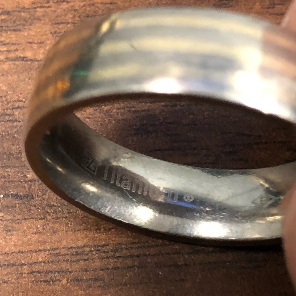 Mens Borsheims Titanium Ring - image 4